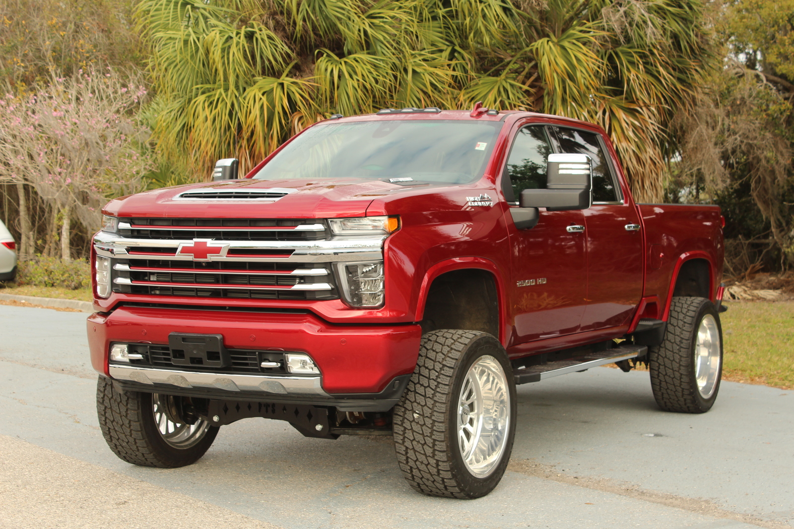 Pre-Owned 2020 Chevrolet Silverado 2500HD High Country Crew Cab Pickup